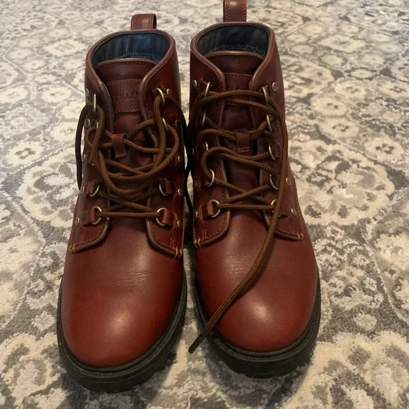 Woman’s Cole Haan Boots - Picture 1 of 3